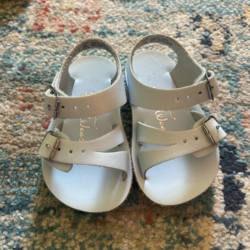 White SunSan Sea Wee sandals size 2